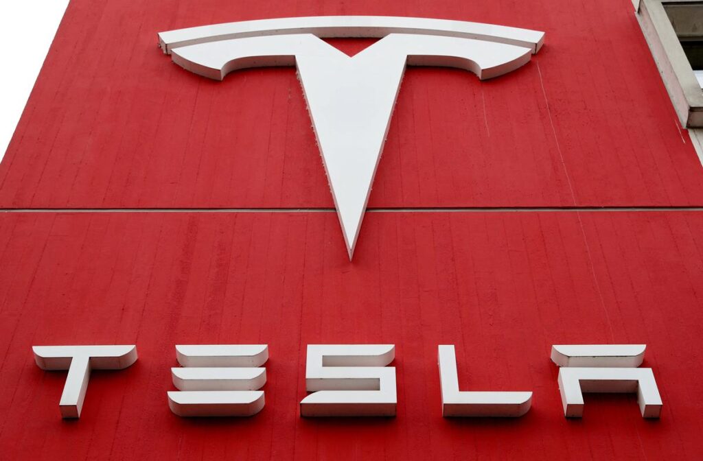 Использование чистой энергии биткоина превысило 50%, Tesla Маска будет принимать платежи в BTC? Использование чистой энергии биткоина превысило 50%, Tesla Маска будет принимать платежи в BTC?